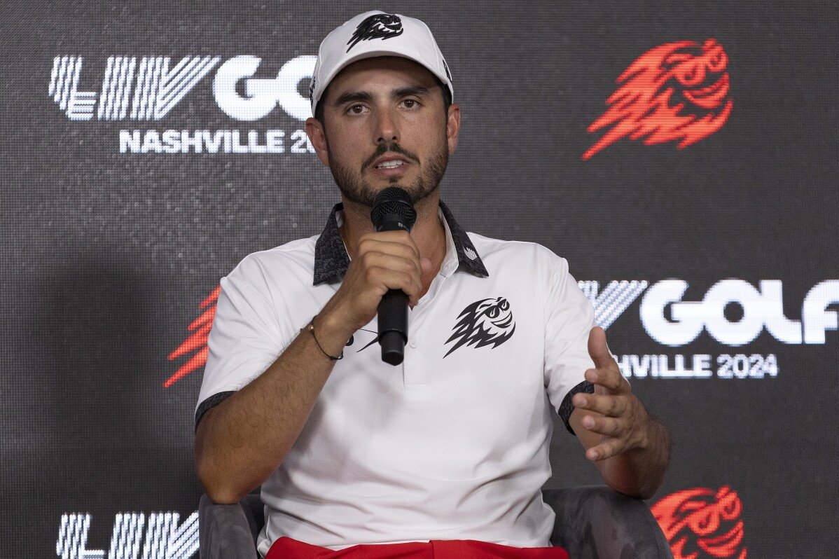 Abraham Ancer mở màn với 64 điểm dẫn đầu LIV Golf với vị trí 3 điểm dưới tay vô địch U.S. Open Bryson DeChambeau